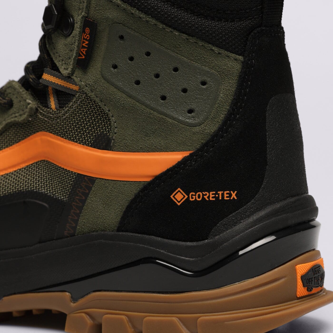 VANS UA ULTRARANGE EXO HI GORE-TEX MTE-3 Grün