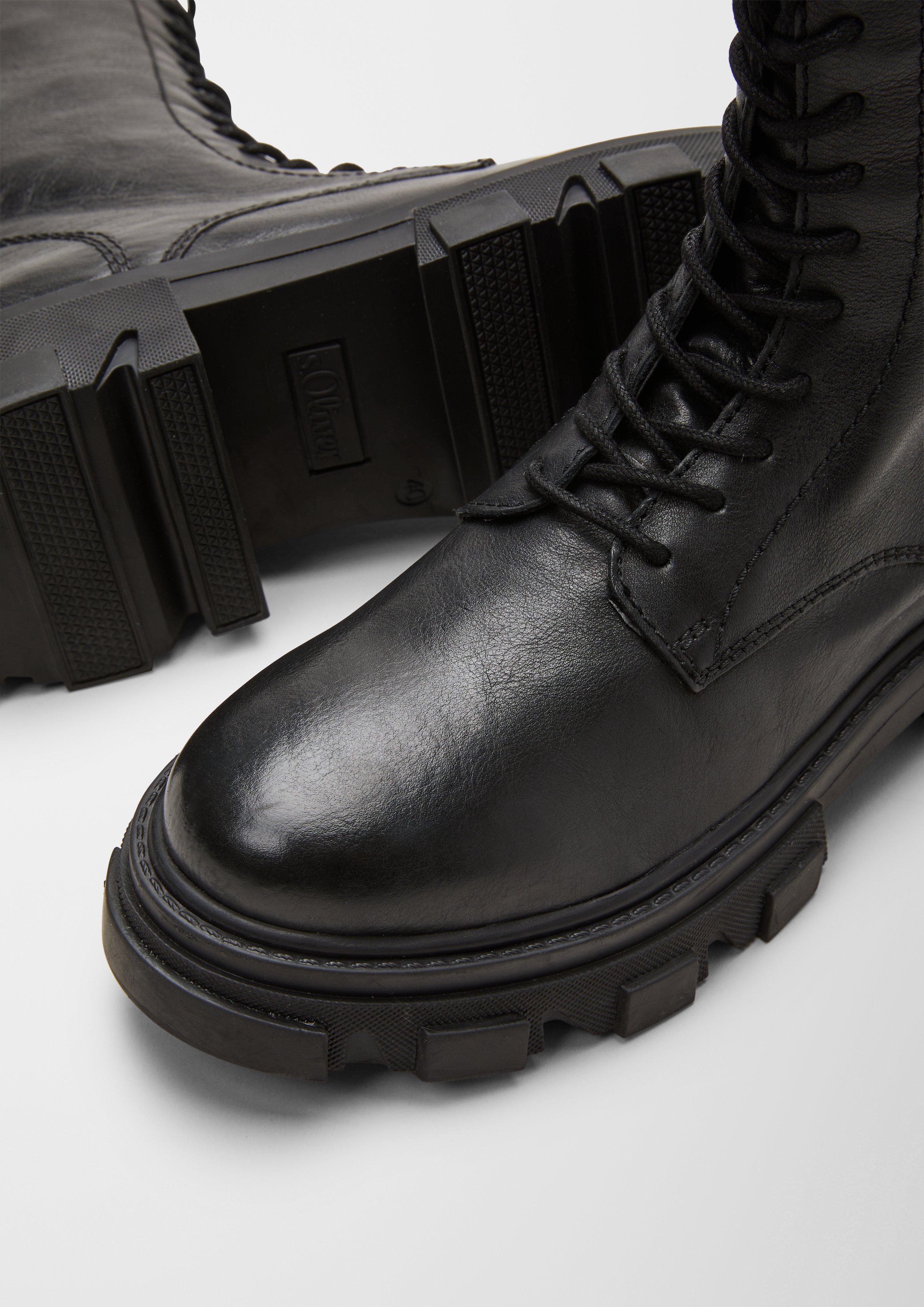 Hohe Schnürstiefel  101.207.101.25225-001
