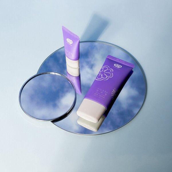 WHAMISA Organic Flowers Sun Cream SPF 50 Sonnencreme