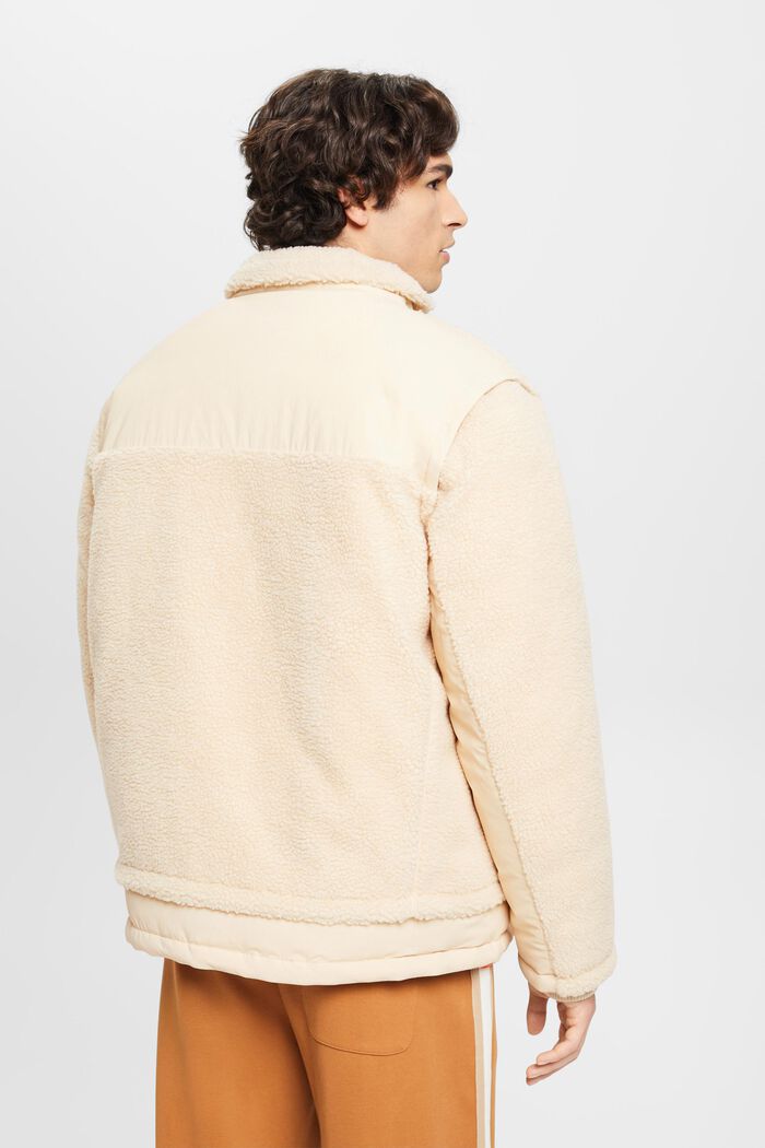 Sherpa-Jacke in abgenähtem Design