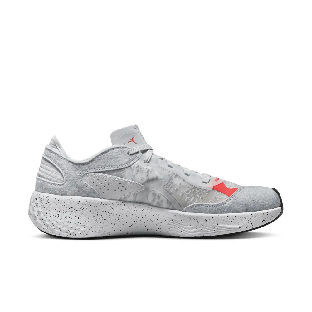 NIKE JORDAN Delta 3 Low DN2647-002 / grau
