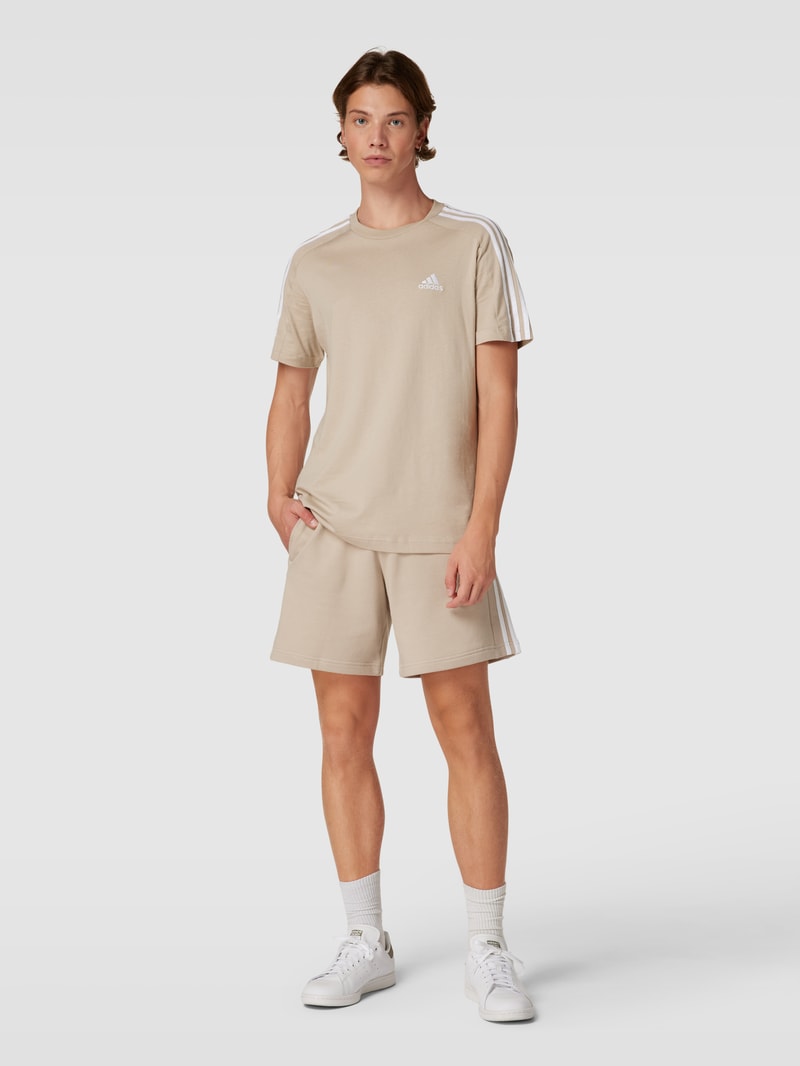 Shorts mit Galonstreifen in beige