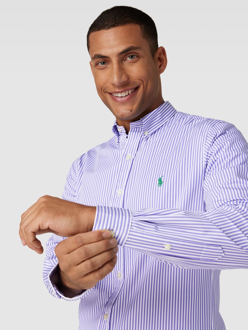 Slim Fit Freizeithemd mit Button-Down-Kragen in lavendel