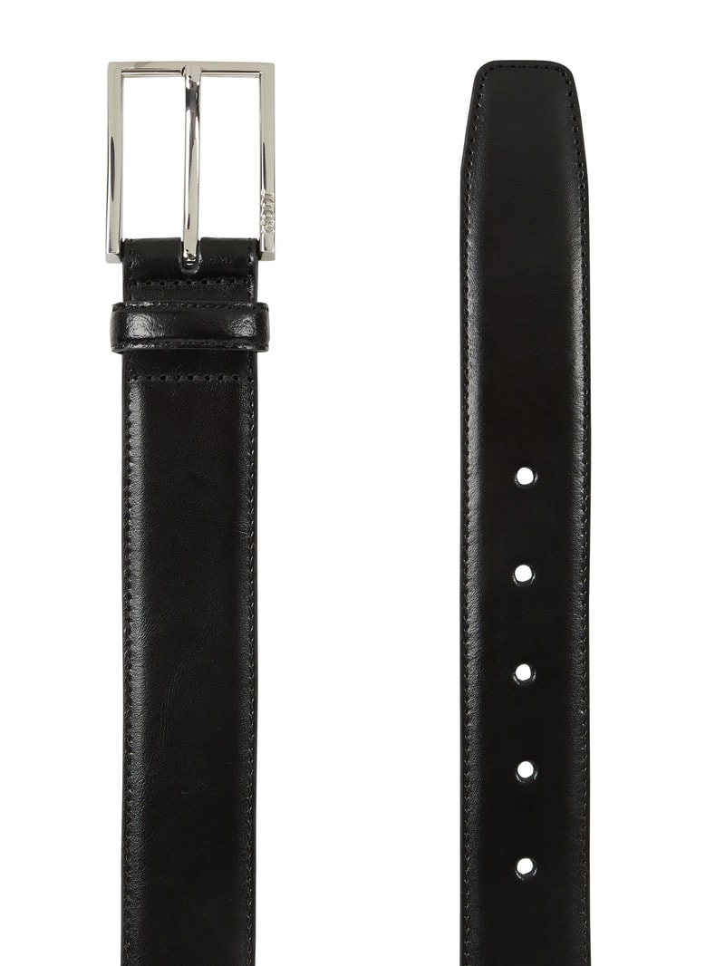 Ledergürtel mit Dornschließe in schwarz