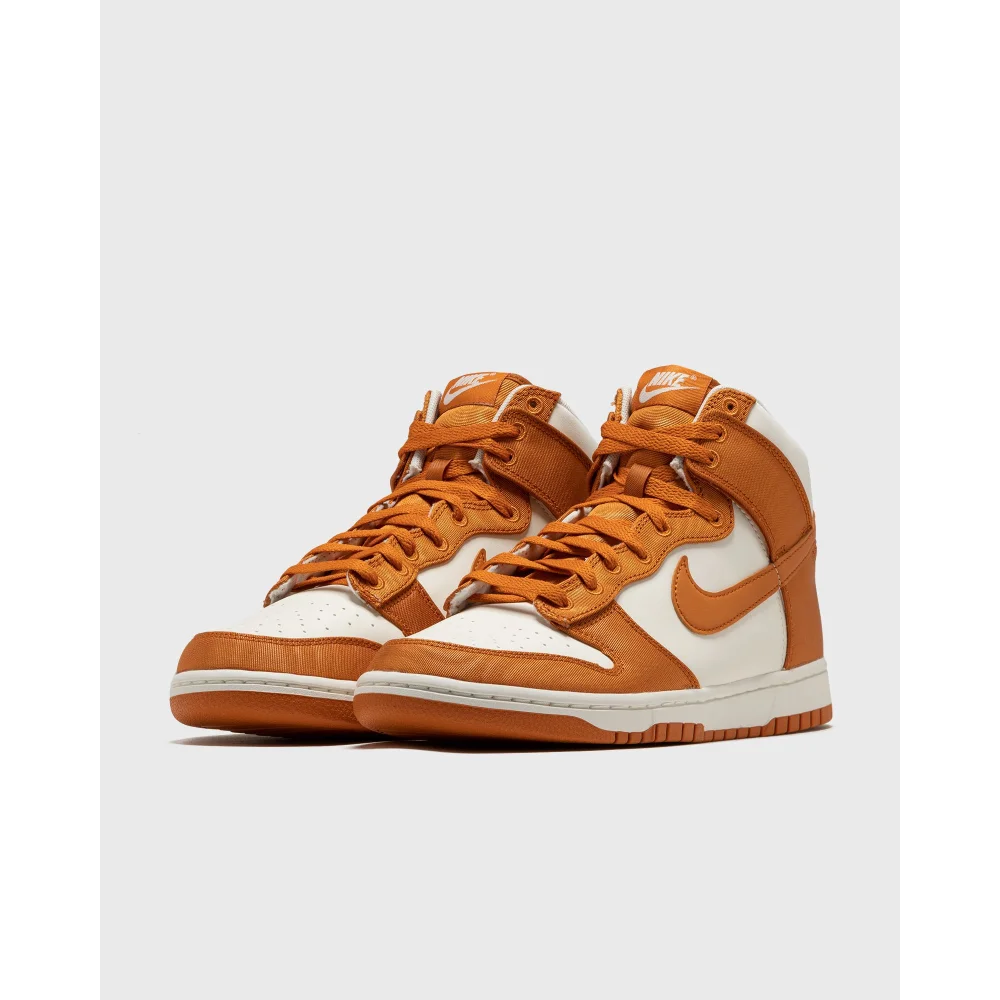 Nike Dunk High Retro SE Monarch DV7223-800 / orange
