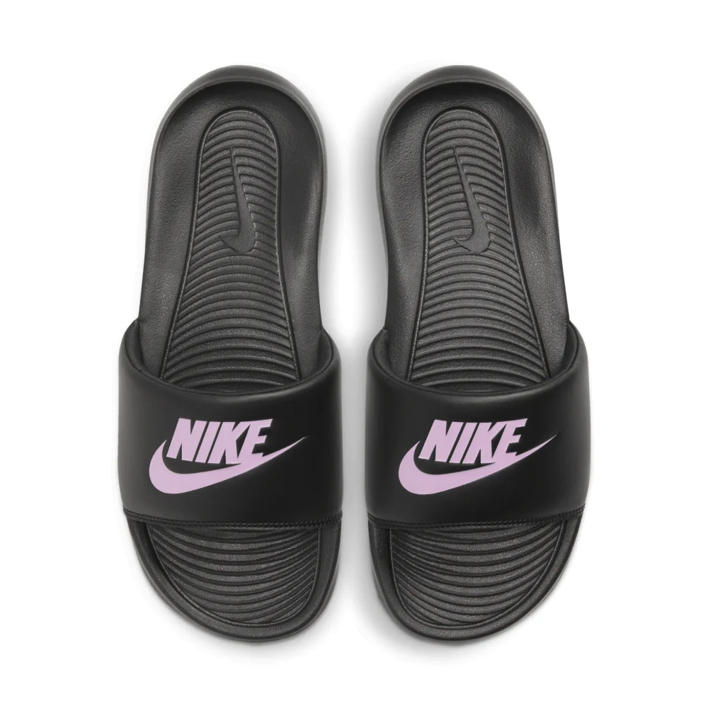 Nike Victori One CN9677-002 / schwarz