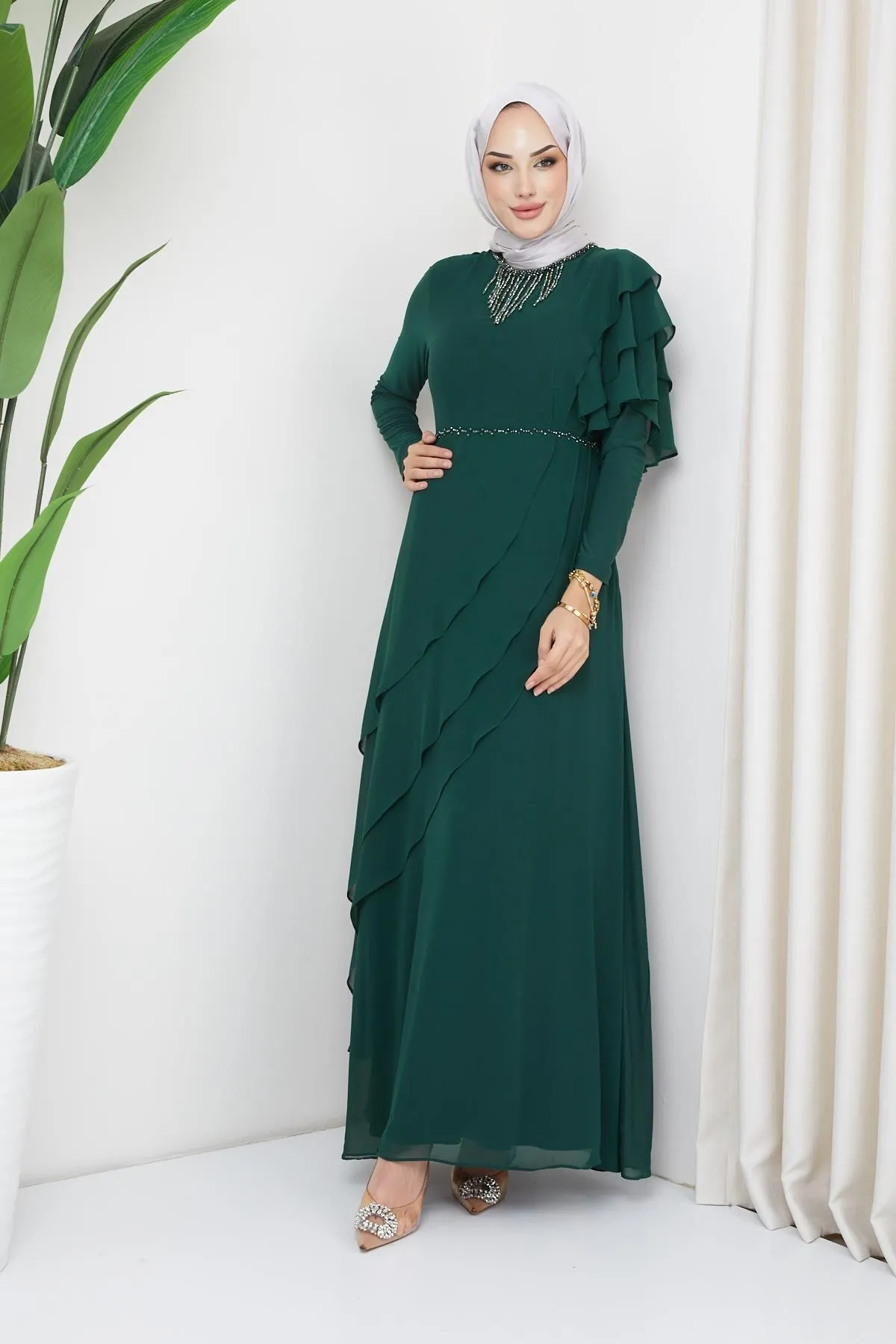 Olcay  Perlen- und Schwungrad-detailliertes Chiffon-Hijab-Abendkleid GRÜN 1652