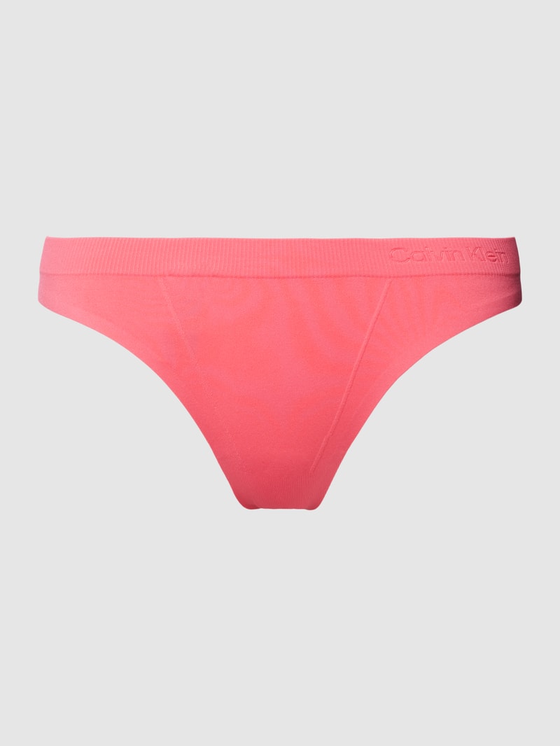 String mit Label-Detail in pink