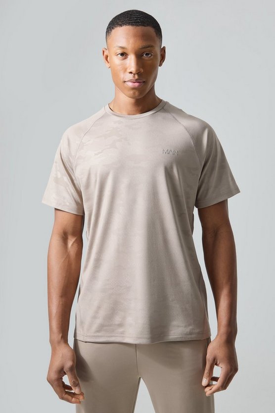 Man Active Camouflage Raglan T-Shirt