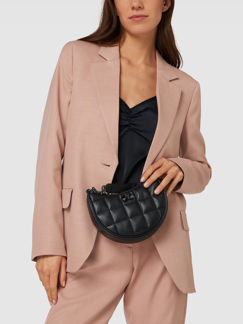 Hobo Bag mit Label-Applikation Modell 'LOCK QUILT' in schwarz