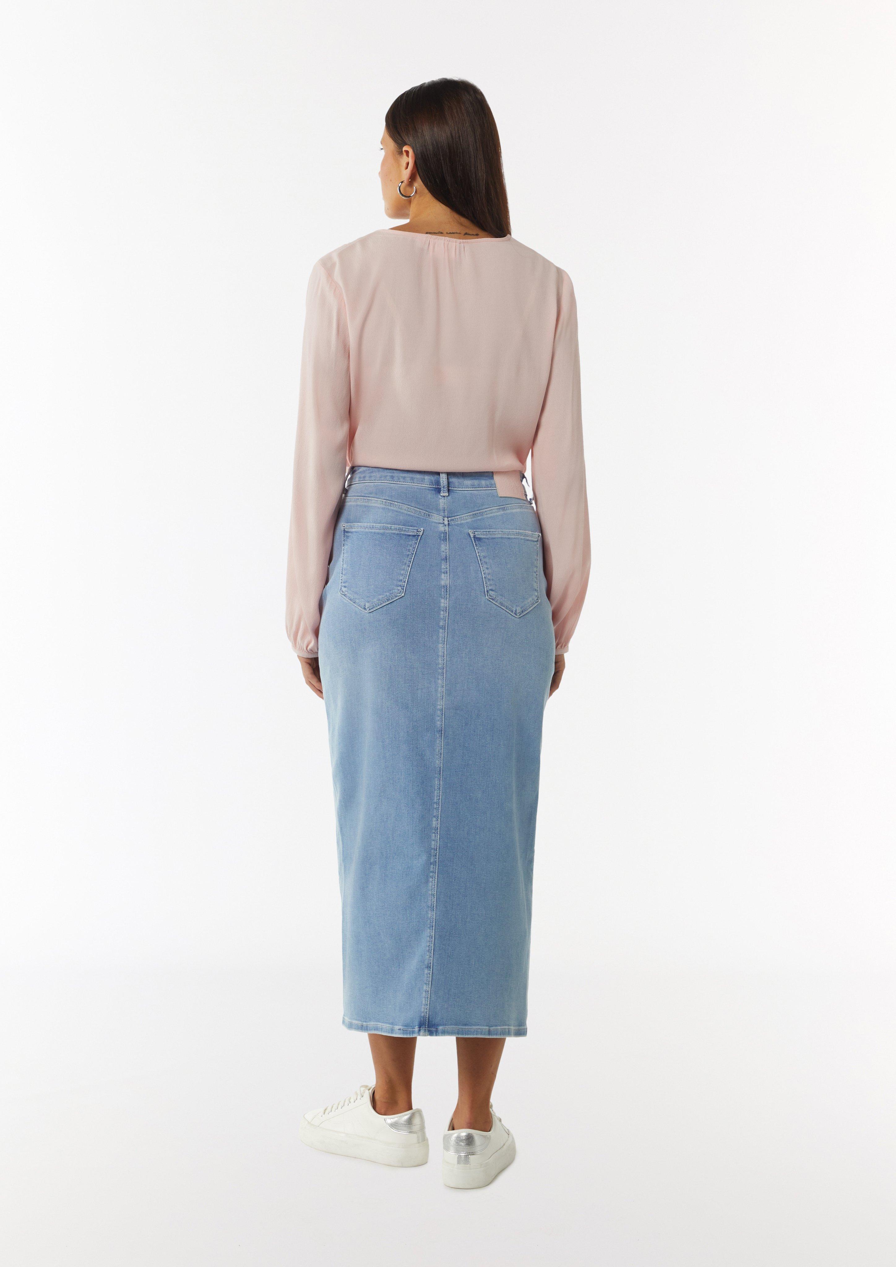 Langer Jeans-Rock mit Schlitz - blau