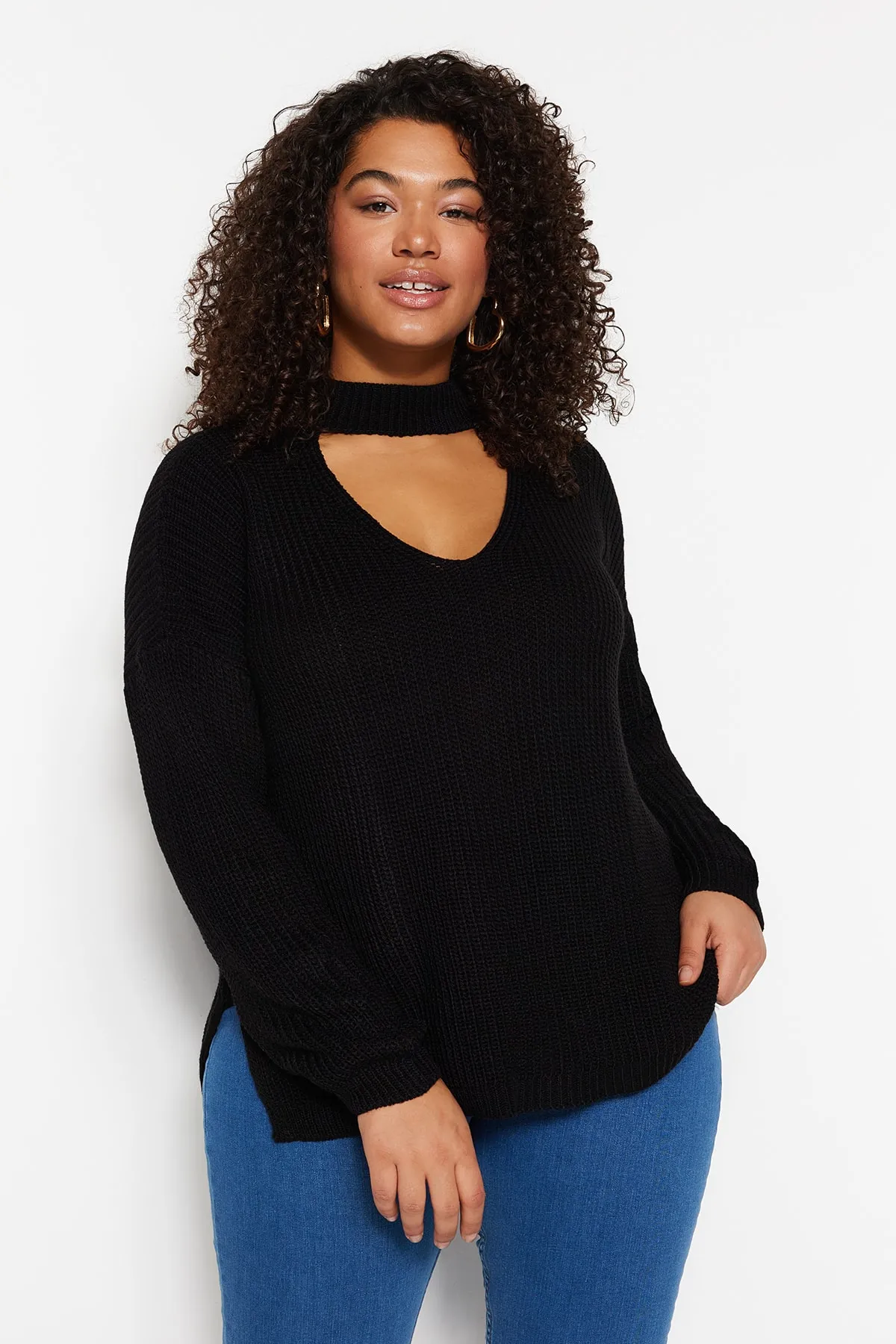 Trendyol Curve  Schwarzer, detaillierter Strickpullover mit Kragen TBBAW23AN00020