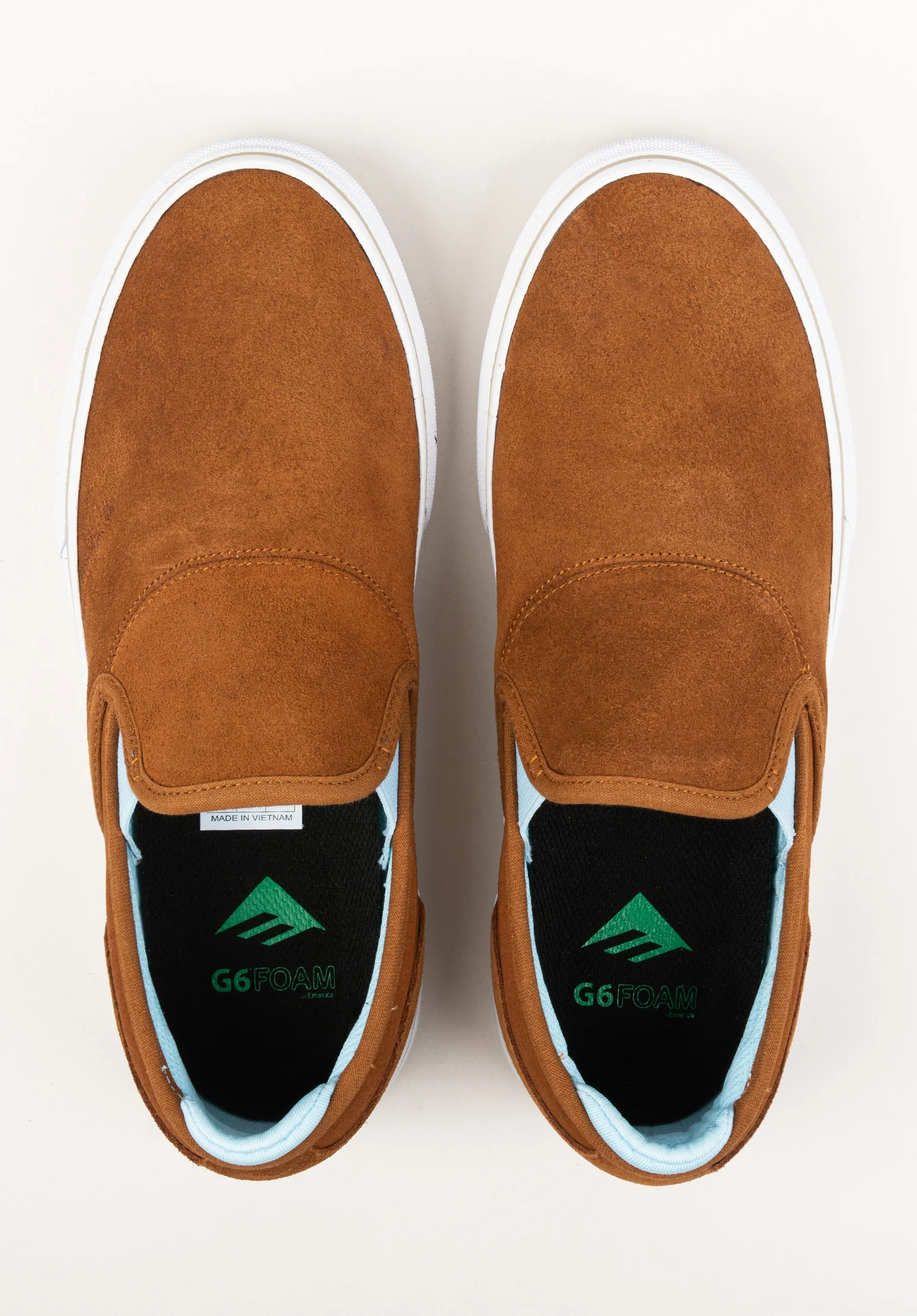 Wino G6 Slip-On