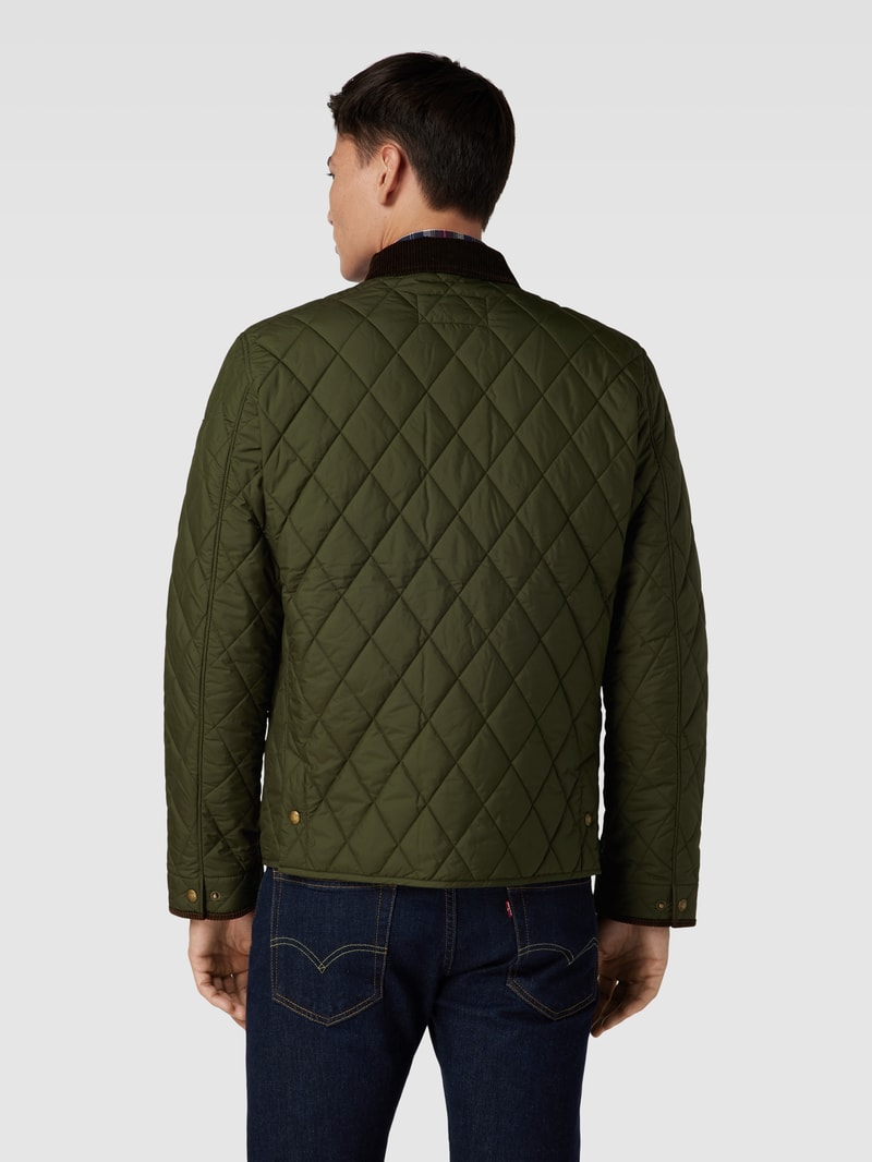 Steppjacke mit Umlegekragen Modell 'BEATON' in olivgrün