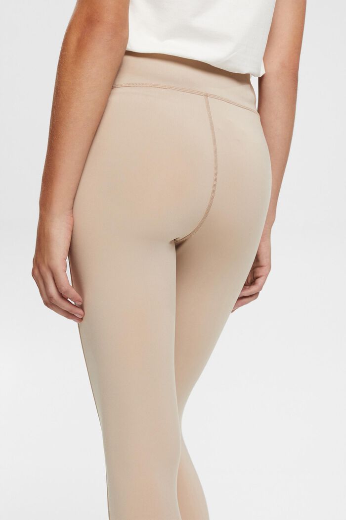Recycelt: Active-Leggings mit E-DRY