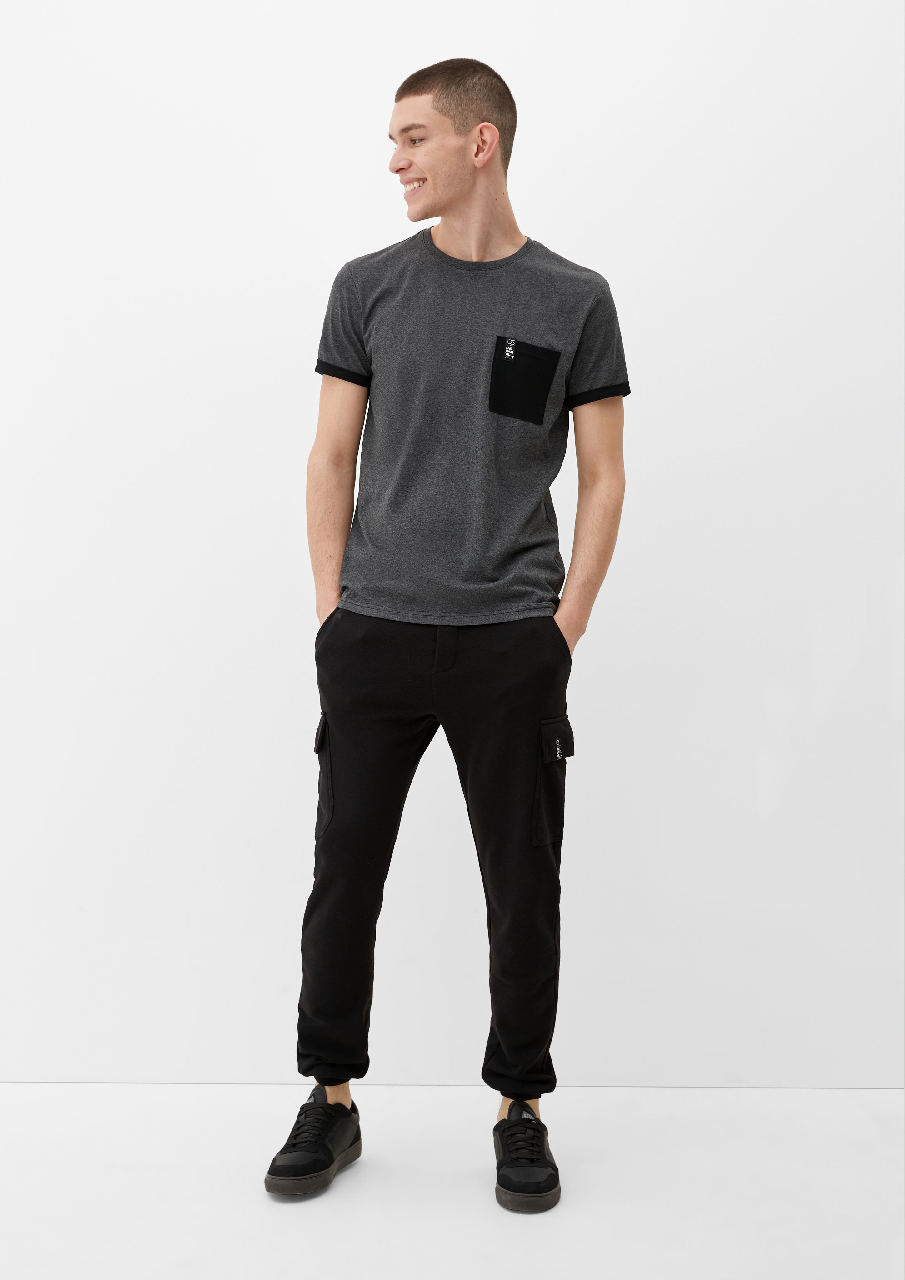 T-Shirt mit Brusttasche  2132855-99W0