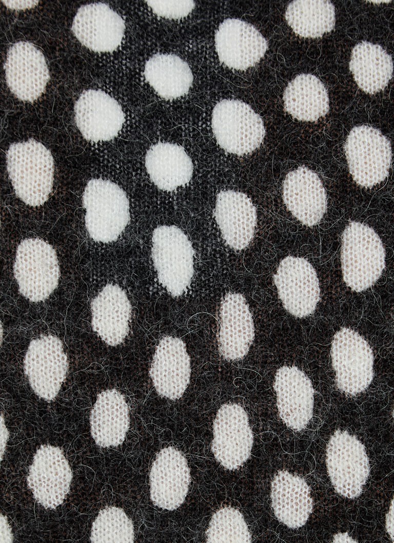 Pulover elegant Pennyblack, confecționat dintr-un amestec de lână alpaca cu model cu buline.