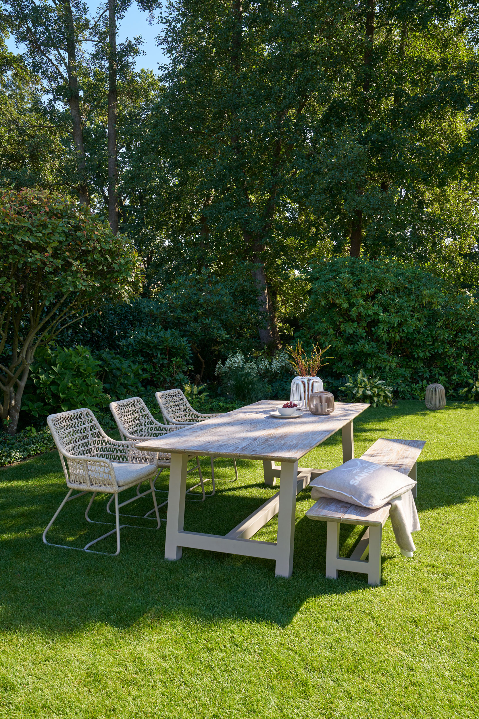 OUTDOORGartenbank Teak Weiss