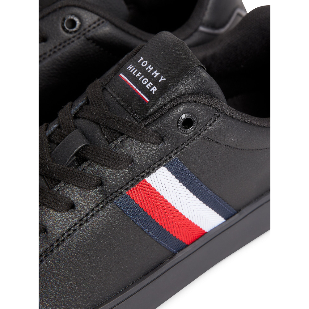Tommy Hilfiger CORPORATE LEATHER CUP ST FM0FM04732BDS / schwarz