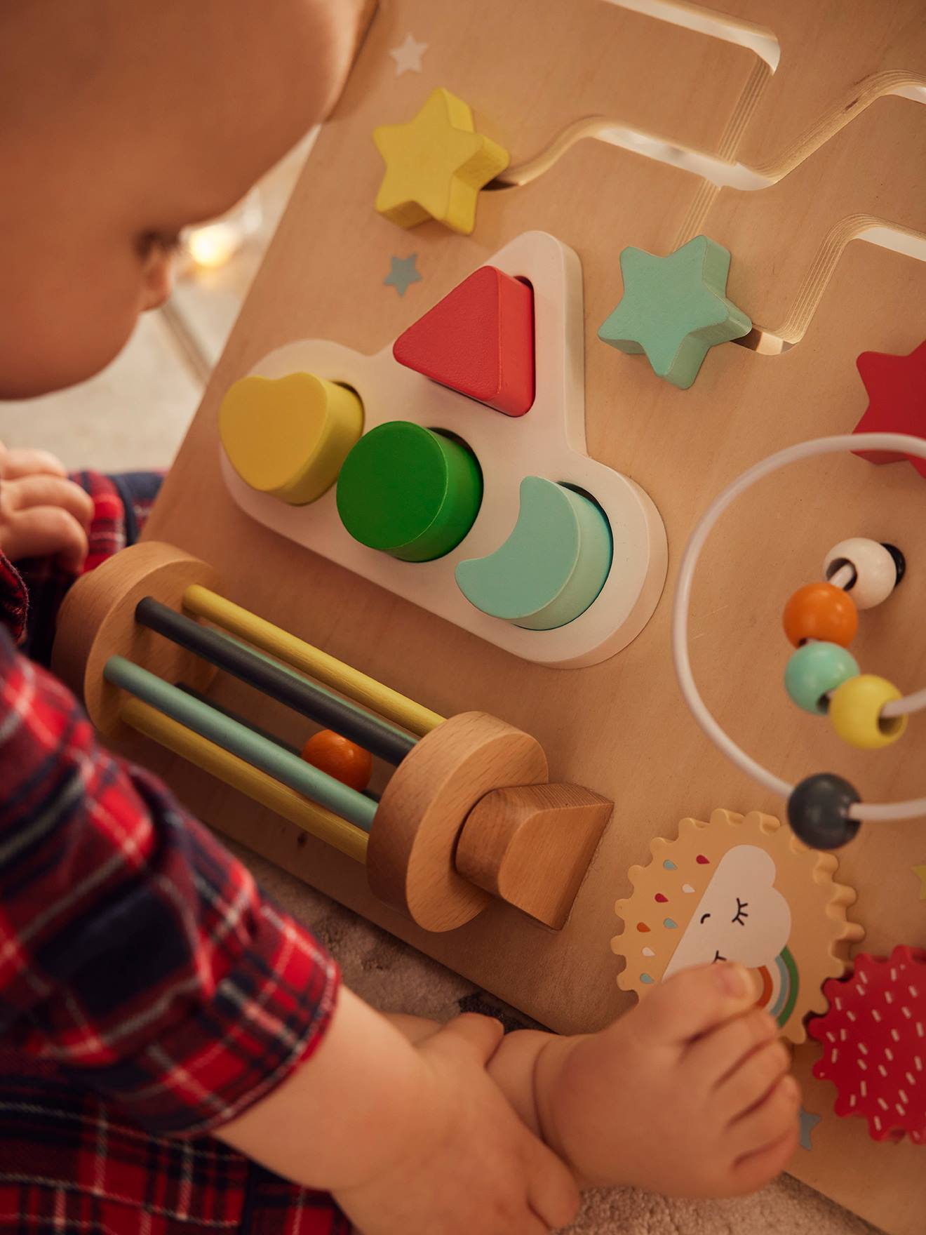 Planche d'activités verticale en bois FSC® multicolore
