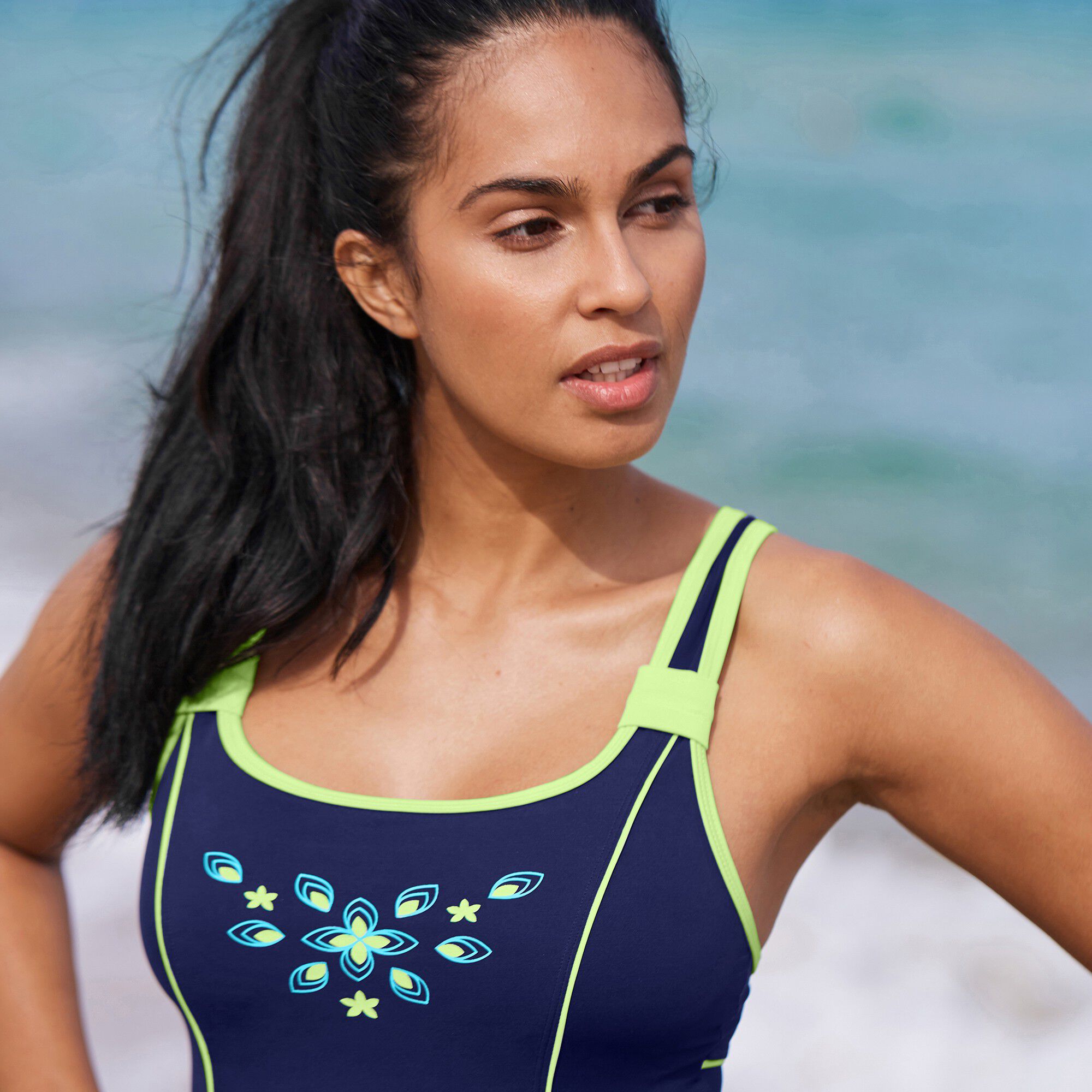 Maillot de bain une pièce avec jupette