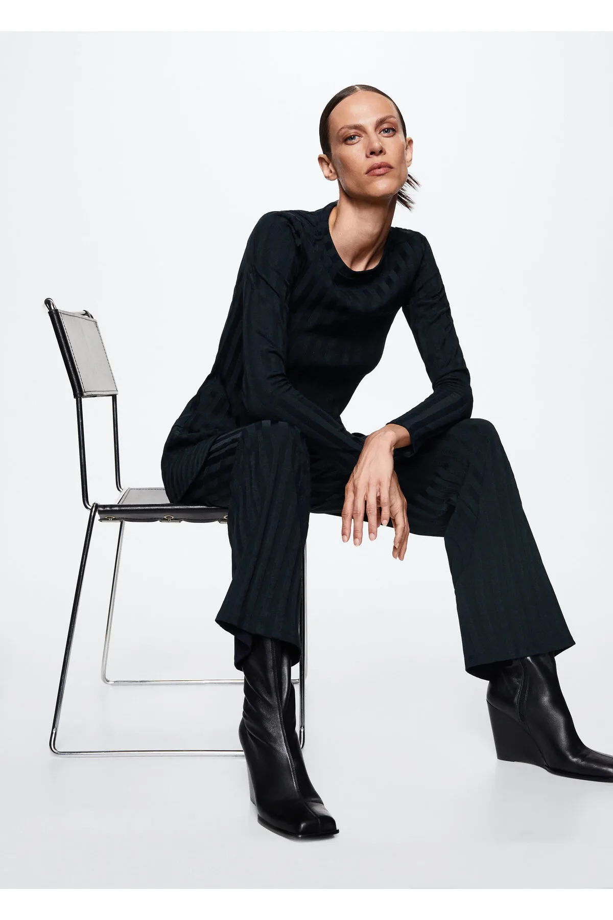 MANGO  Dunkelblaue Damenhose 37065968