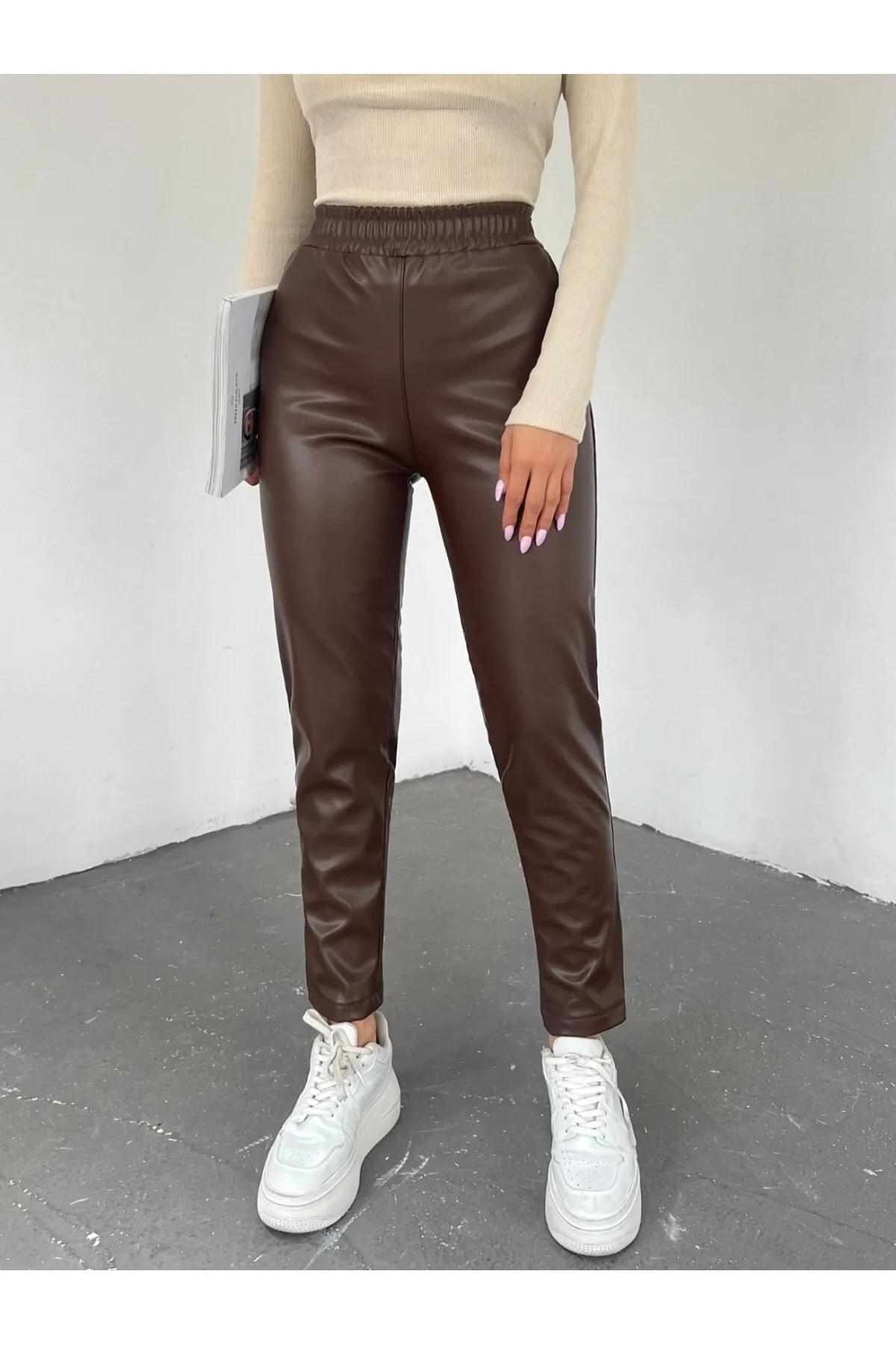 Modamorfo  Lederhose mit elastischem Bund