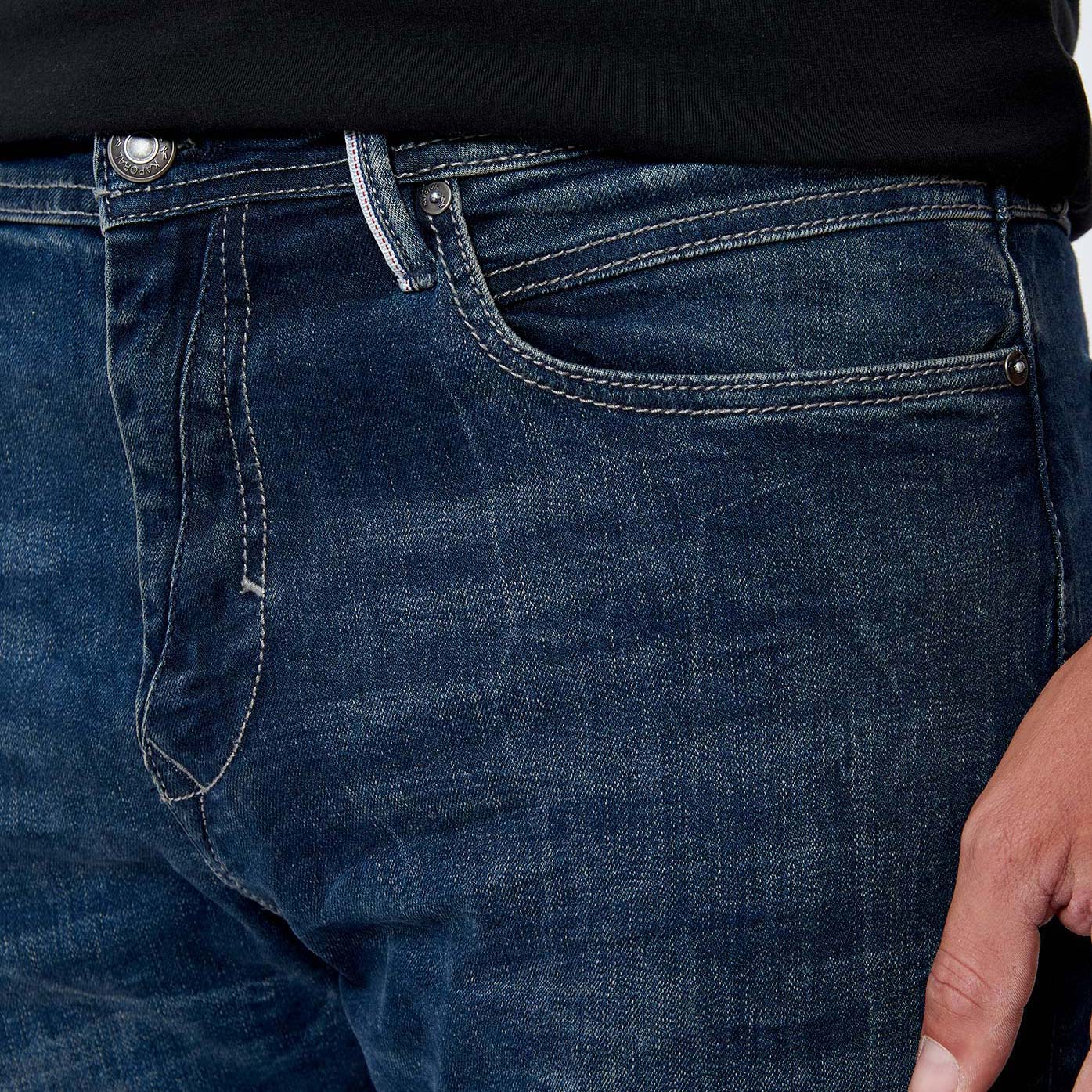 TYREL  Jean tapered slim Homme