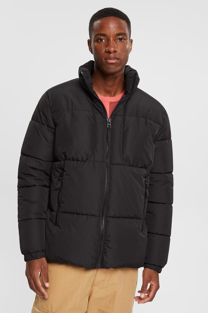 Steppjacke mit hohem Kragen