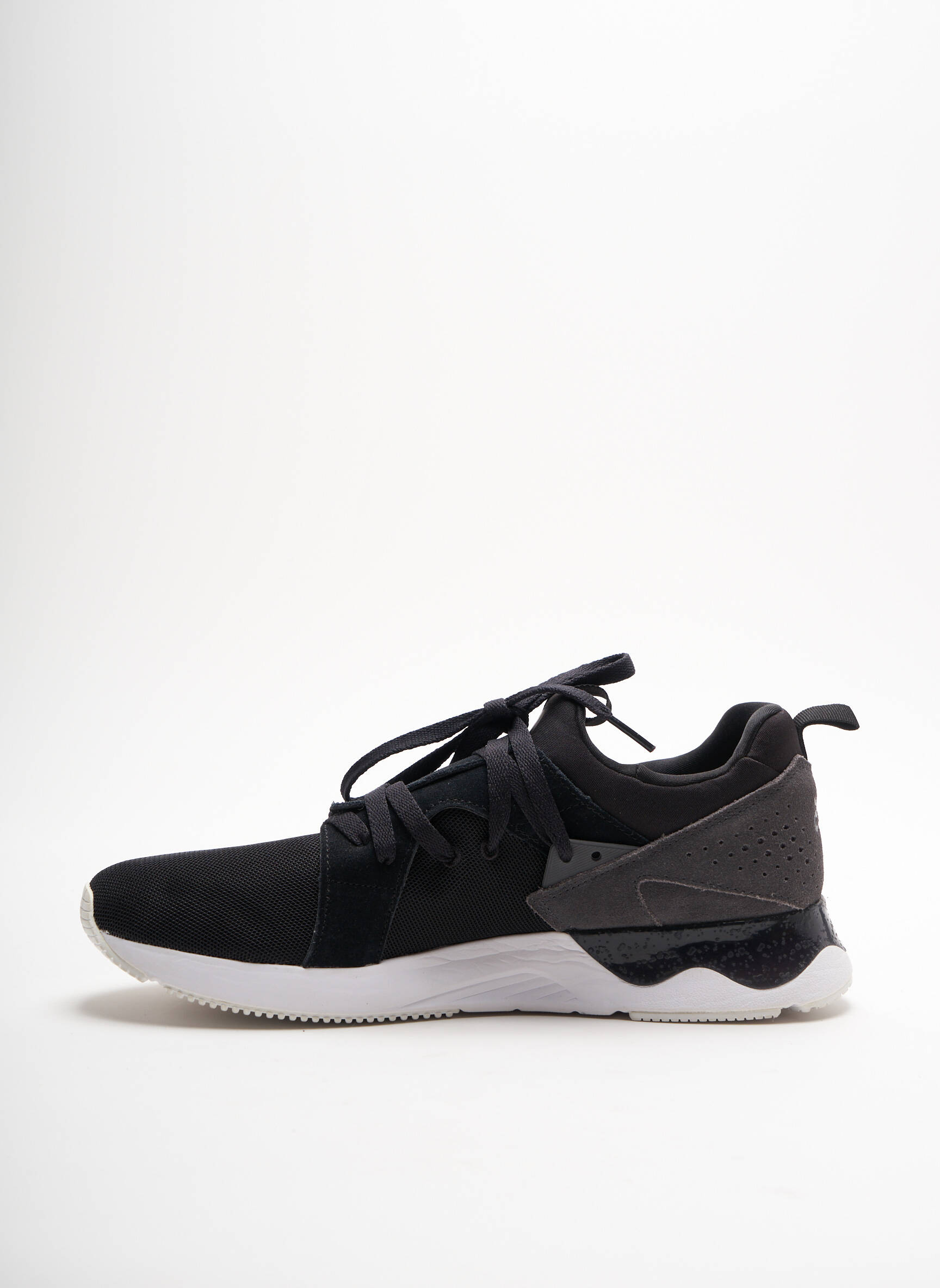 Asics Baskets Femme couleur noir