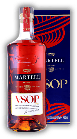 Martell VSOP Aged in Red Barrels Martell VSOP Aged in Red Barrels Durch die Kraft der roten Fässer entsteht ein fruchtiger und finessenreicher Cognac. 0,7	 Liter - Vol 40%