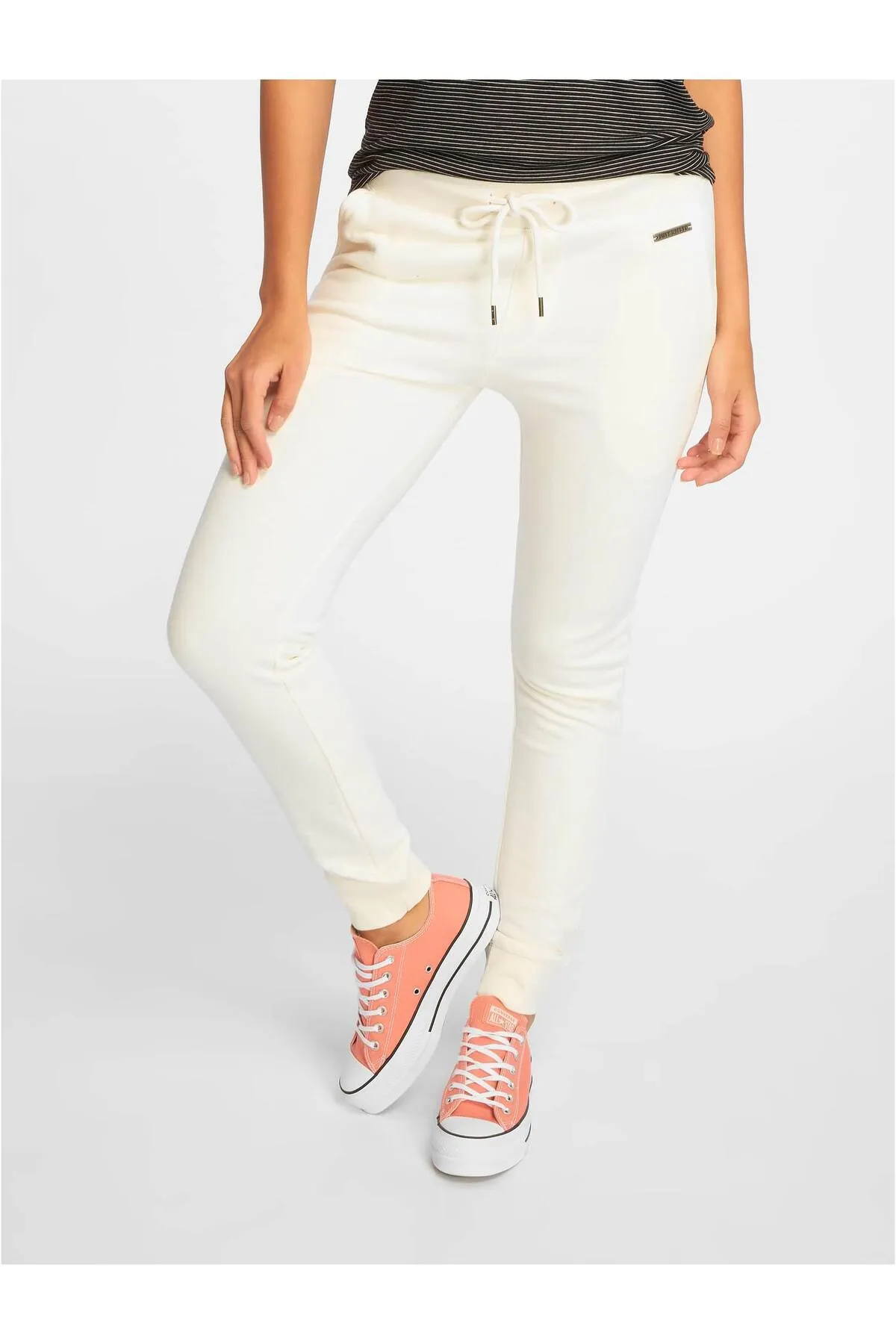 Just Rhyse  Damen Just Rhyse – Poppy – Jogginghose White