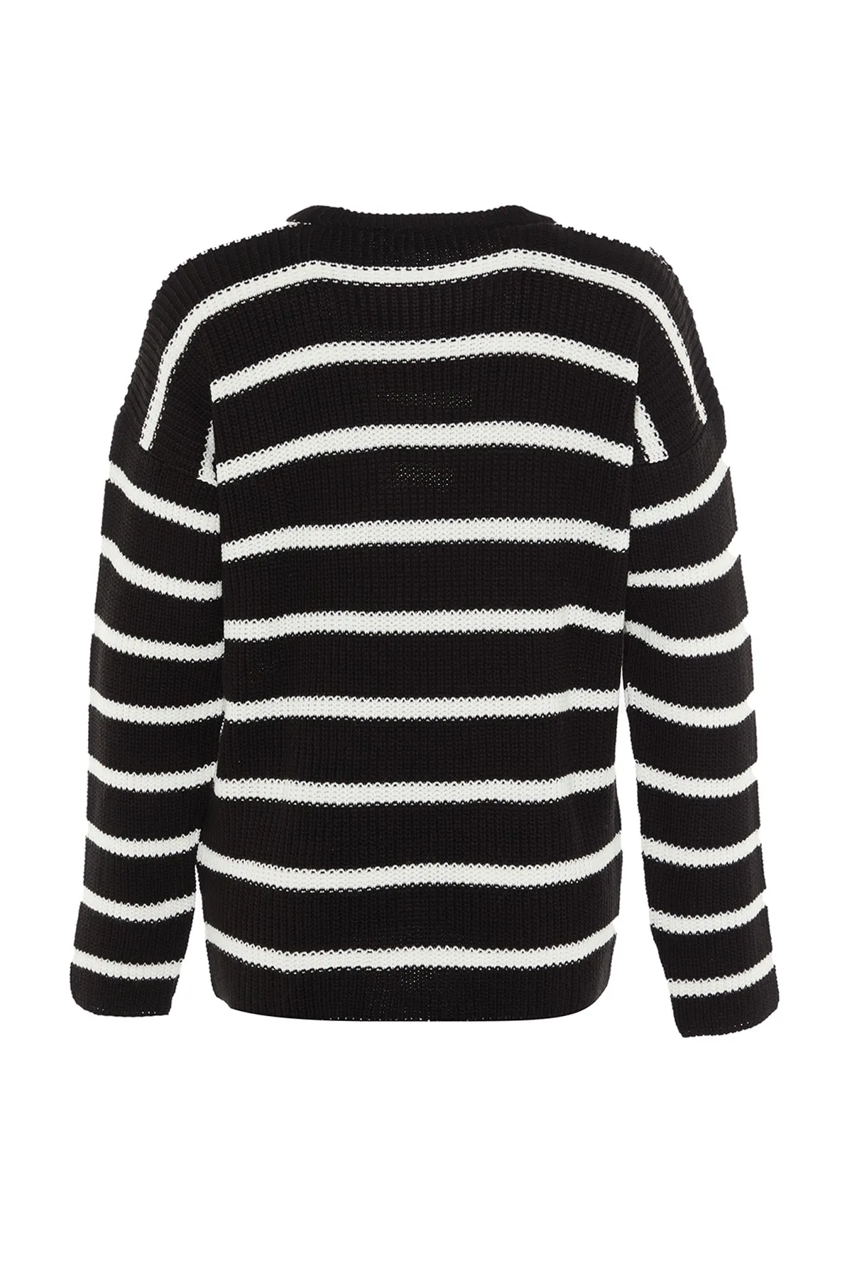 Trendyol Collection  Schwarzer Strickpullover mit weiter Passform TWOAW23KZ00720
