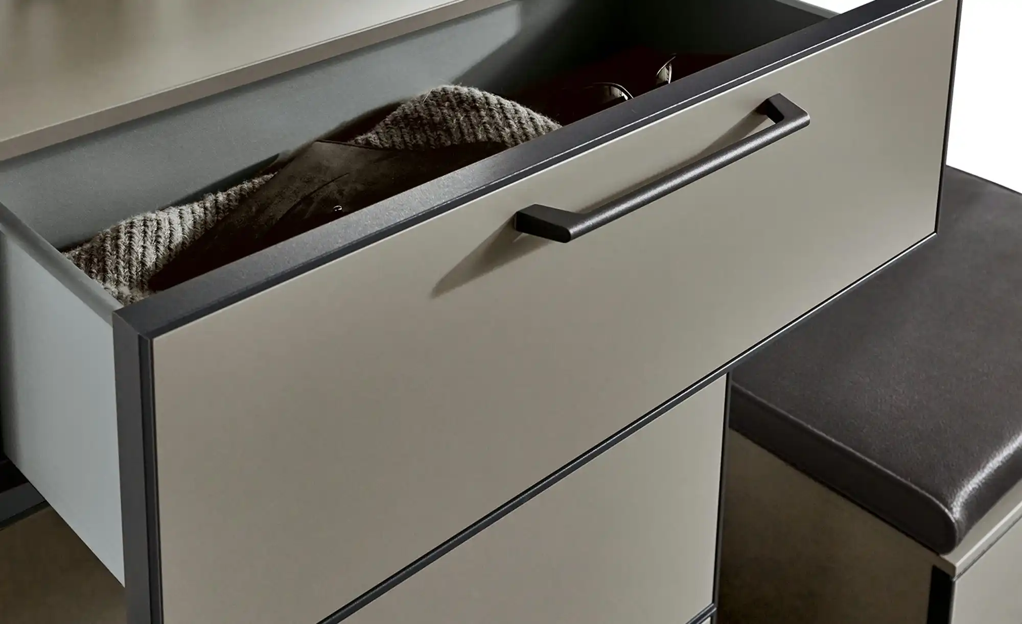Schuhschrank