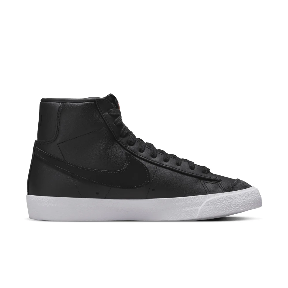 Nike Blazer Mid 77 CZ1055-003 / schwarz