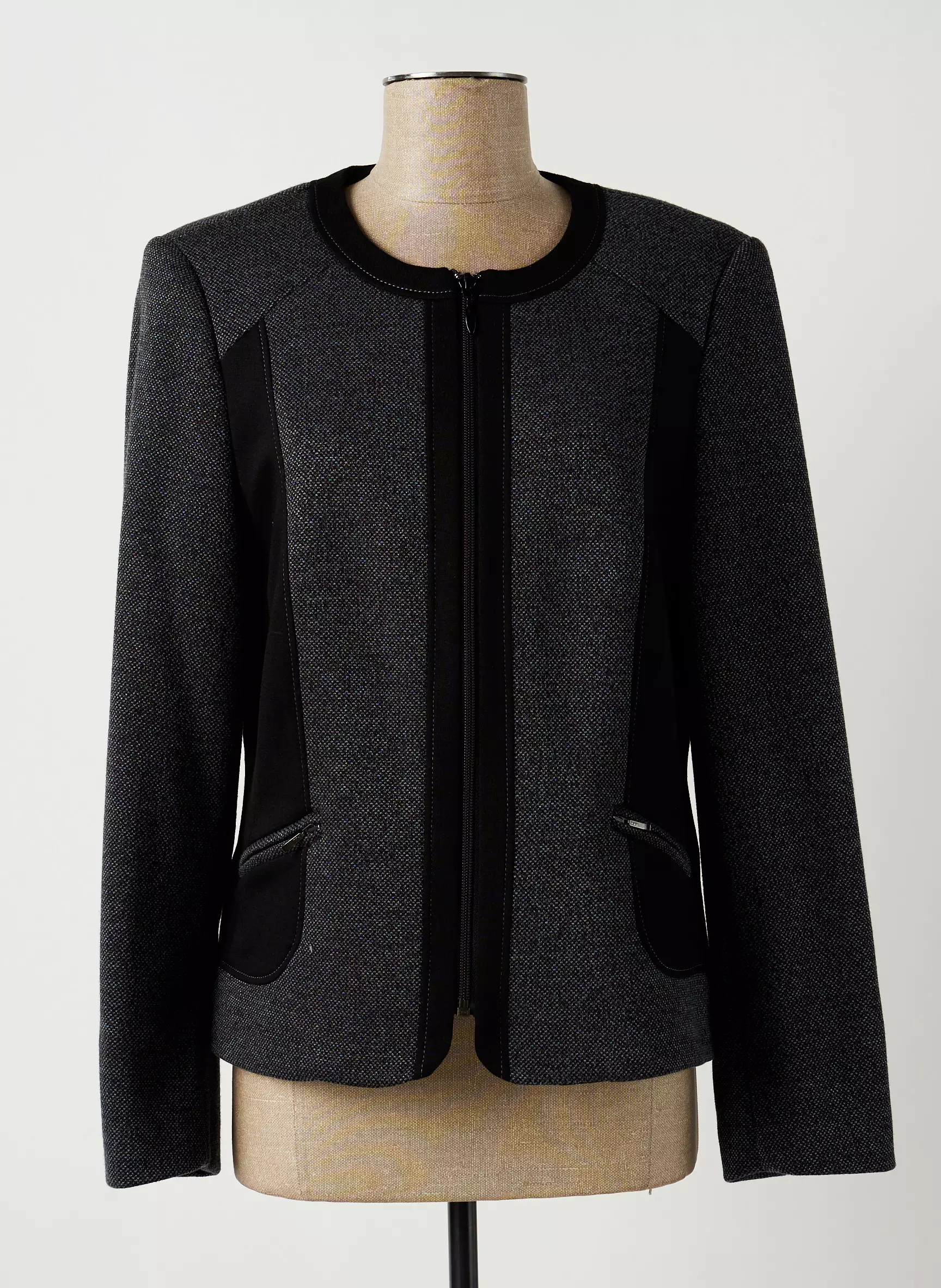 Guy Dubouis Vestechic Femme couleur gris