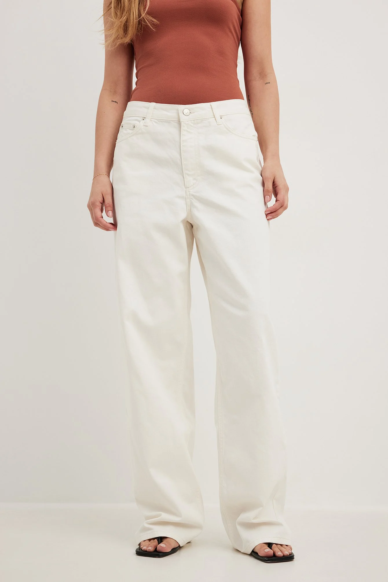 Lockere Jeans mit mittlerer Taille