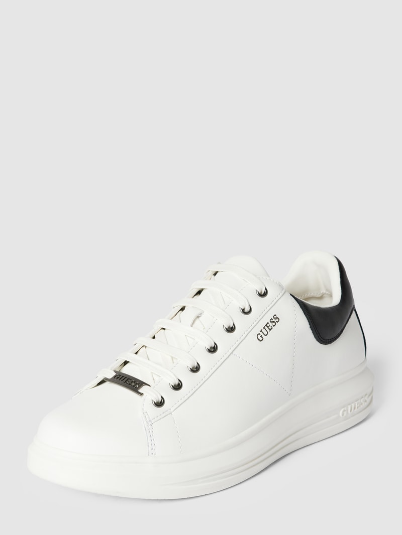 Sneaker mit Label-Print Modell 'VIBO' in weiß