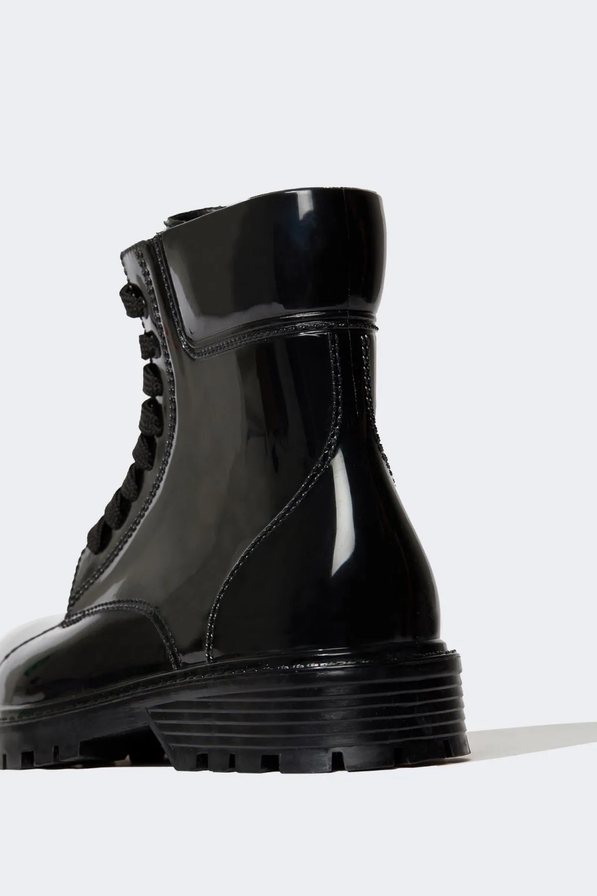 DeFacto  Damen-Winterstiefel aus Kunstleder mit dicker Sohle