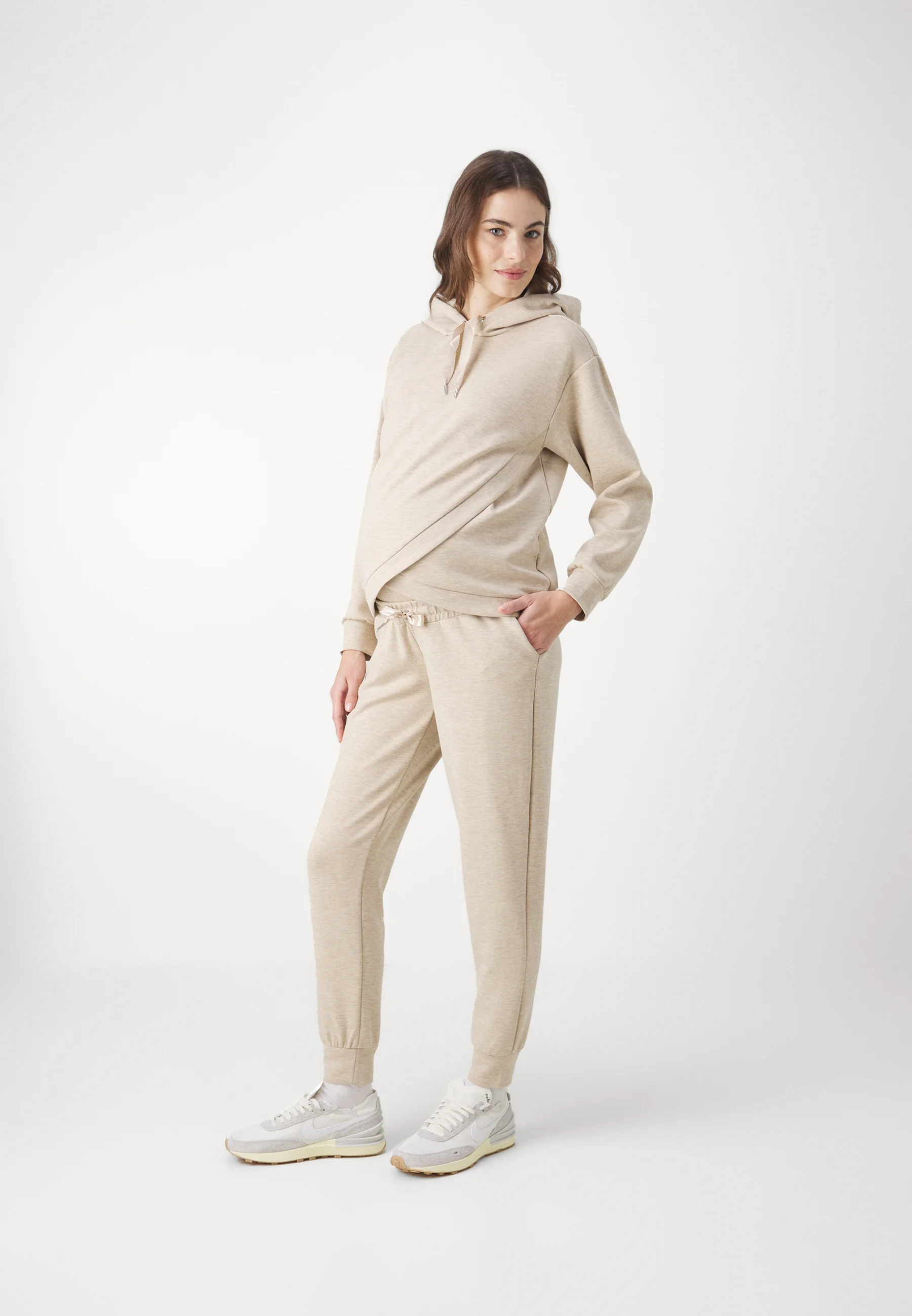 Conjunto de mamá Anna Field - Camiseta de manga larga