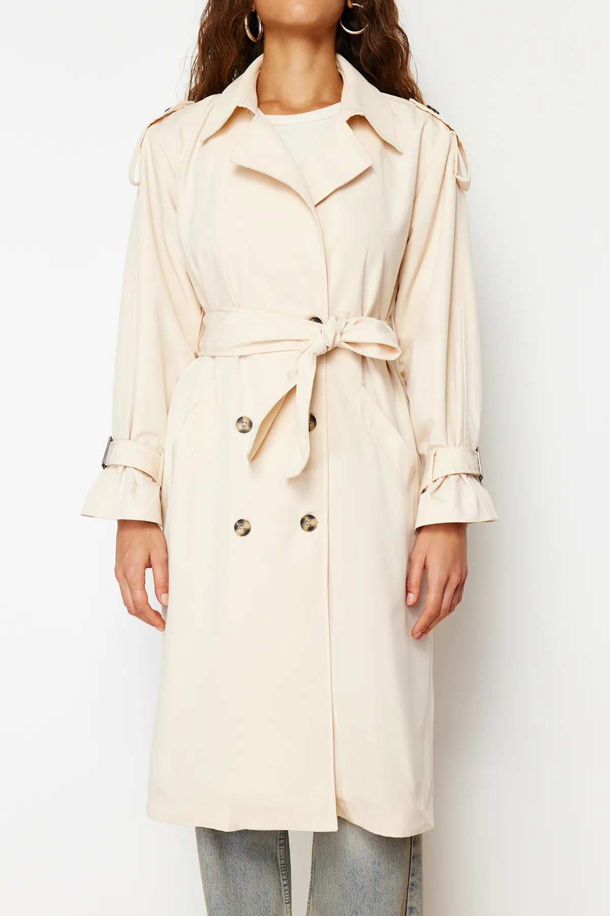 Trendyol Collection  Steinfarbener, weit geschnittener, weit geschnittener Trenchcoat mit Gürtel TWOSS21TR0005