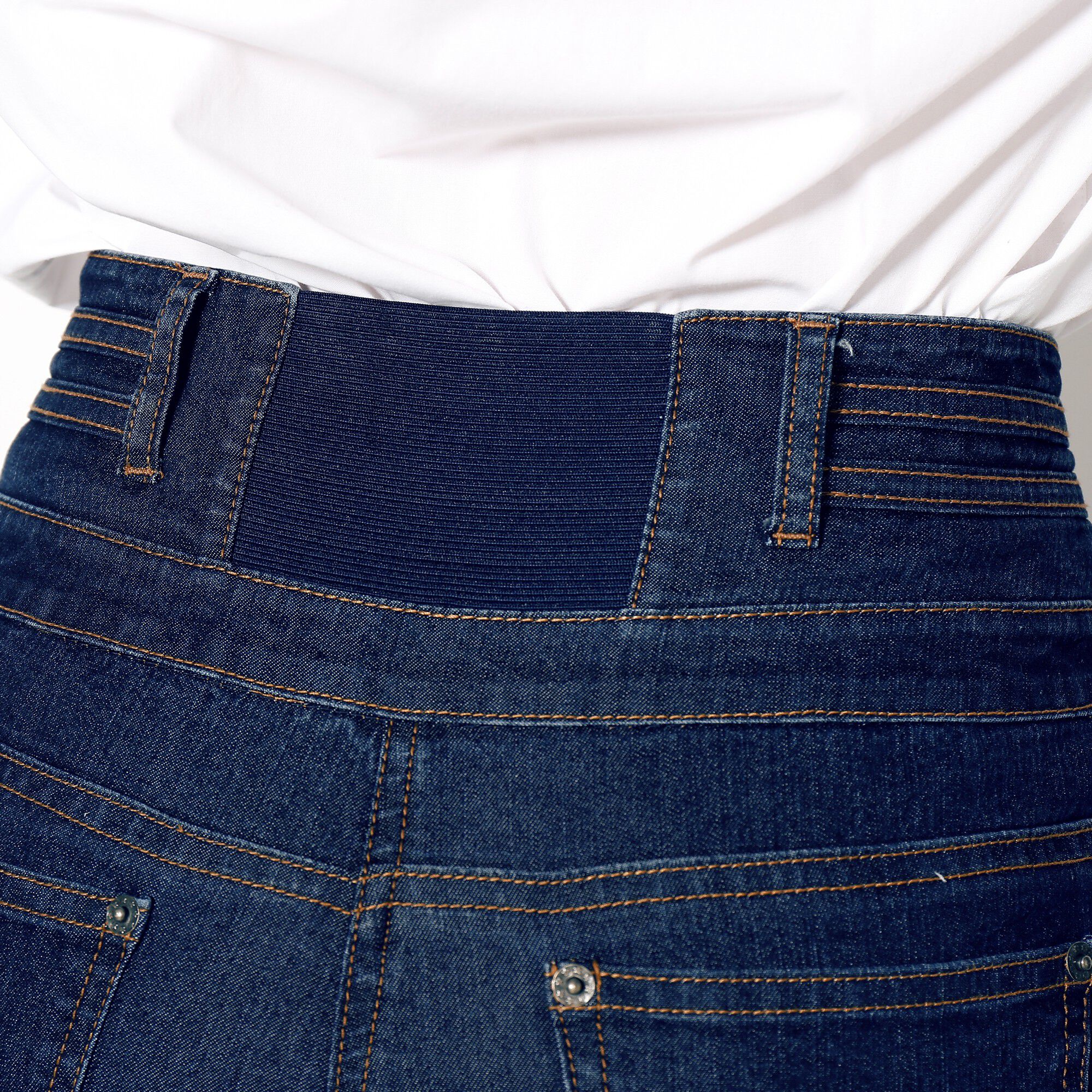 Jean taille haute coupe droite