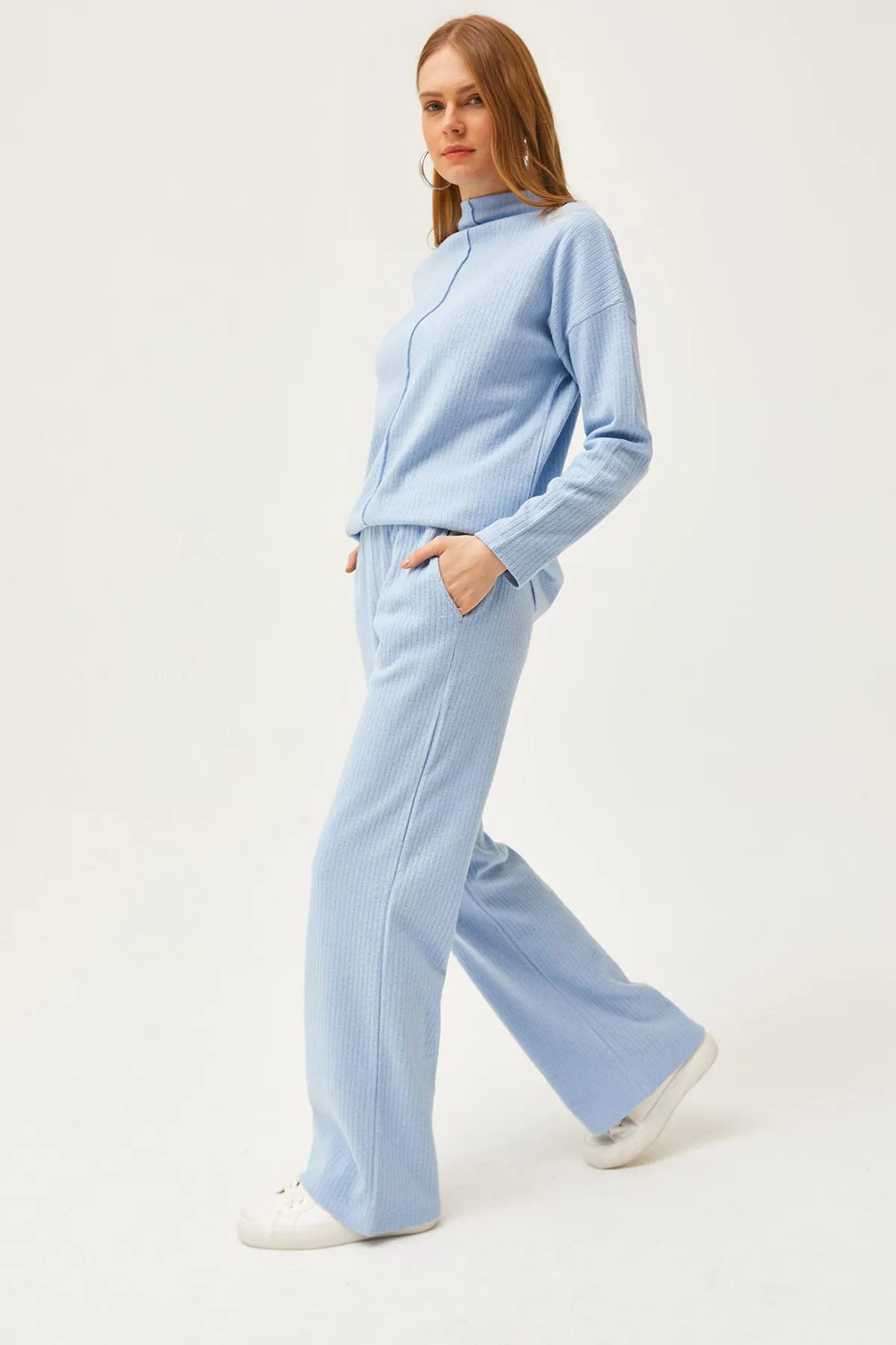 Olalook  Babyblauer Damenanzug mit Taschen, Hose, Oberteil, Stehkragen, Bluse, Stehkragen, TKM-19000254