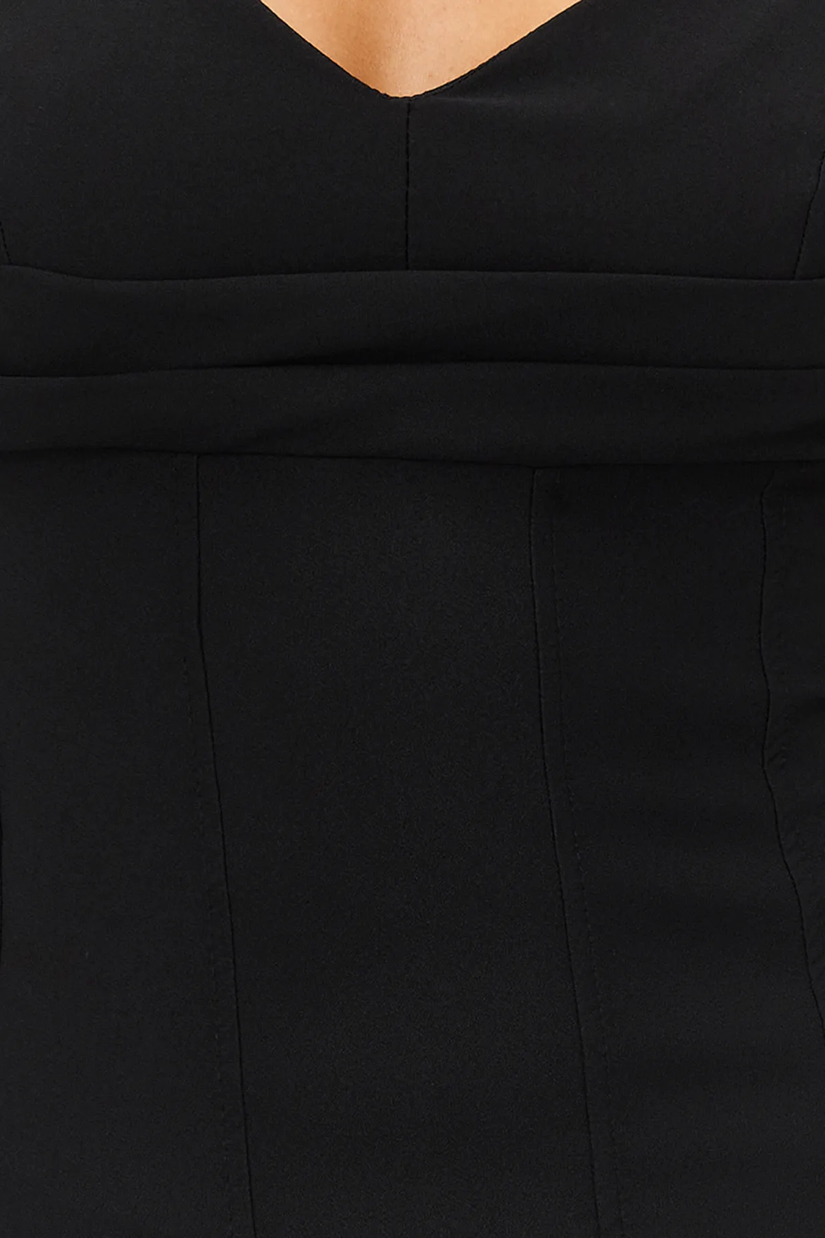 Trendyol Collection  Schwarzes, tailliertes, stilvolles Abendkleid TPRSS24EL00057