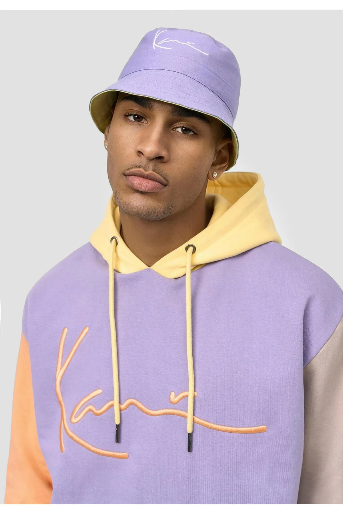 KARL KANI  Accessoires KA221-044-1 KK Signature Wendbarer Block-Bucket-Hat
