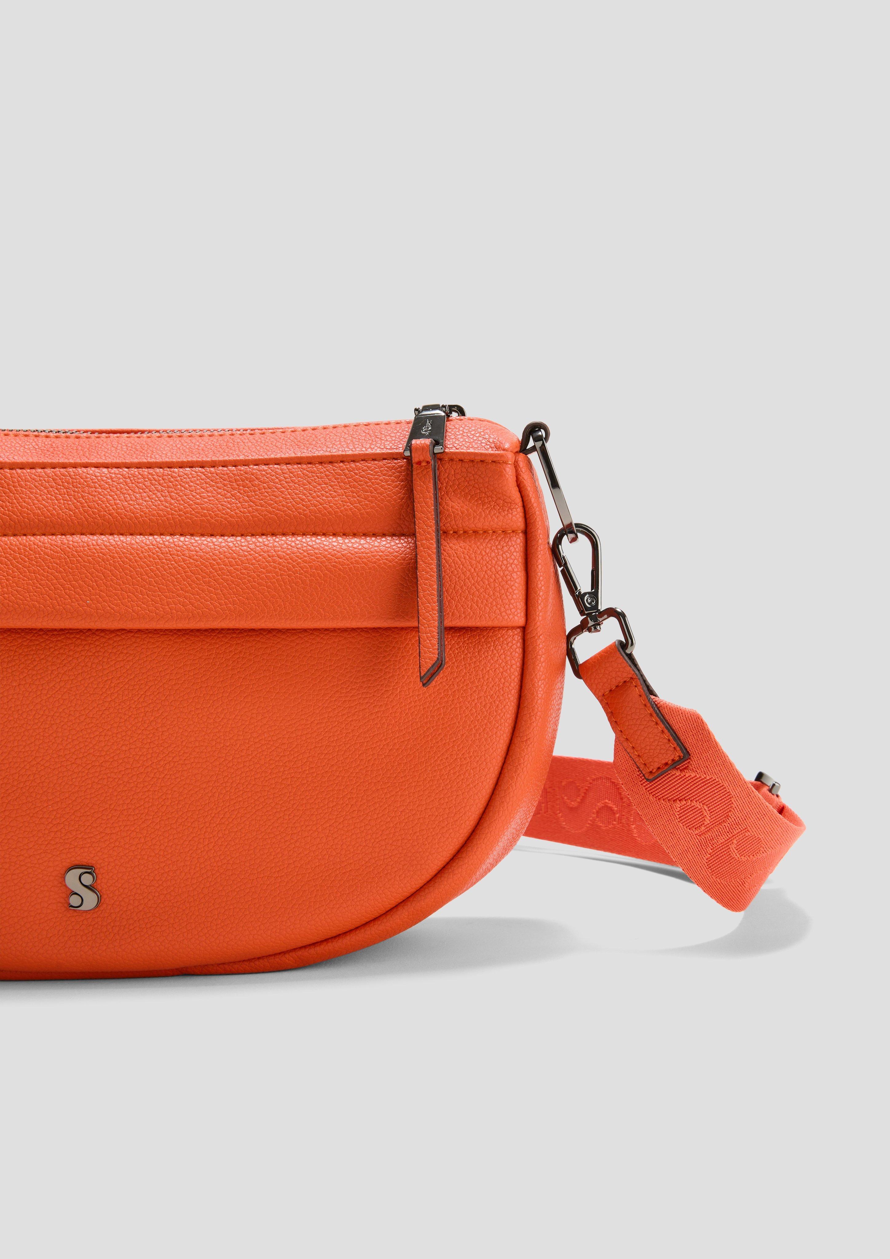 Crossbody-Bag in Leder-Optik  2139605-2504