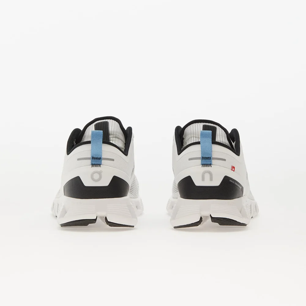 ON Cloud X 3 Shift 66-98264 / weiss
