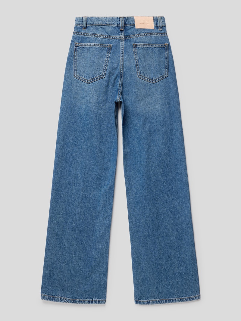 Jeans im Destroyed-Look in blau