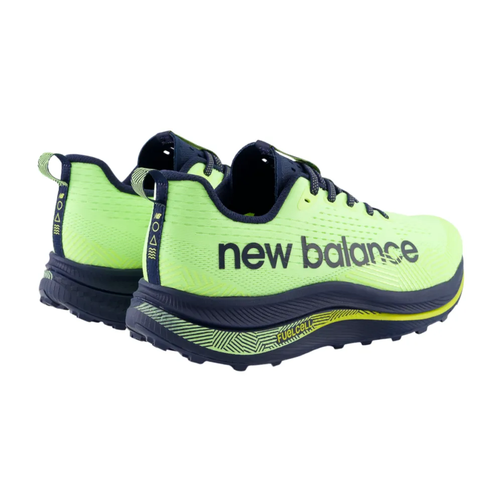 New Balance FuelCell SuperComp Trail WTTRXCCB / grün