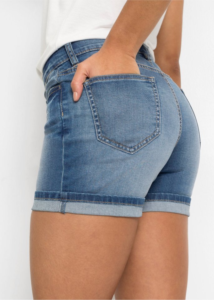Jeans-Shorts mit Verzierung
